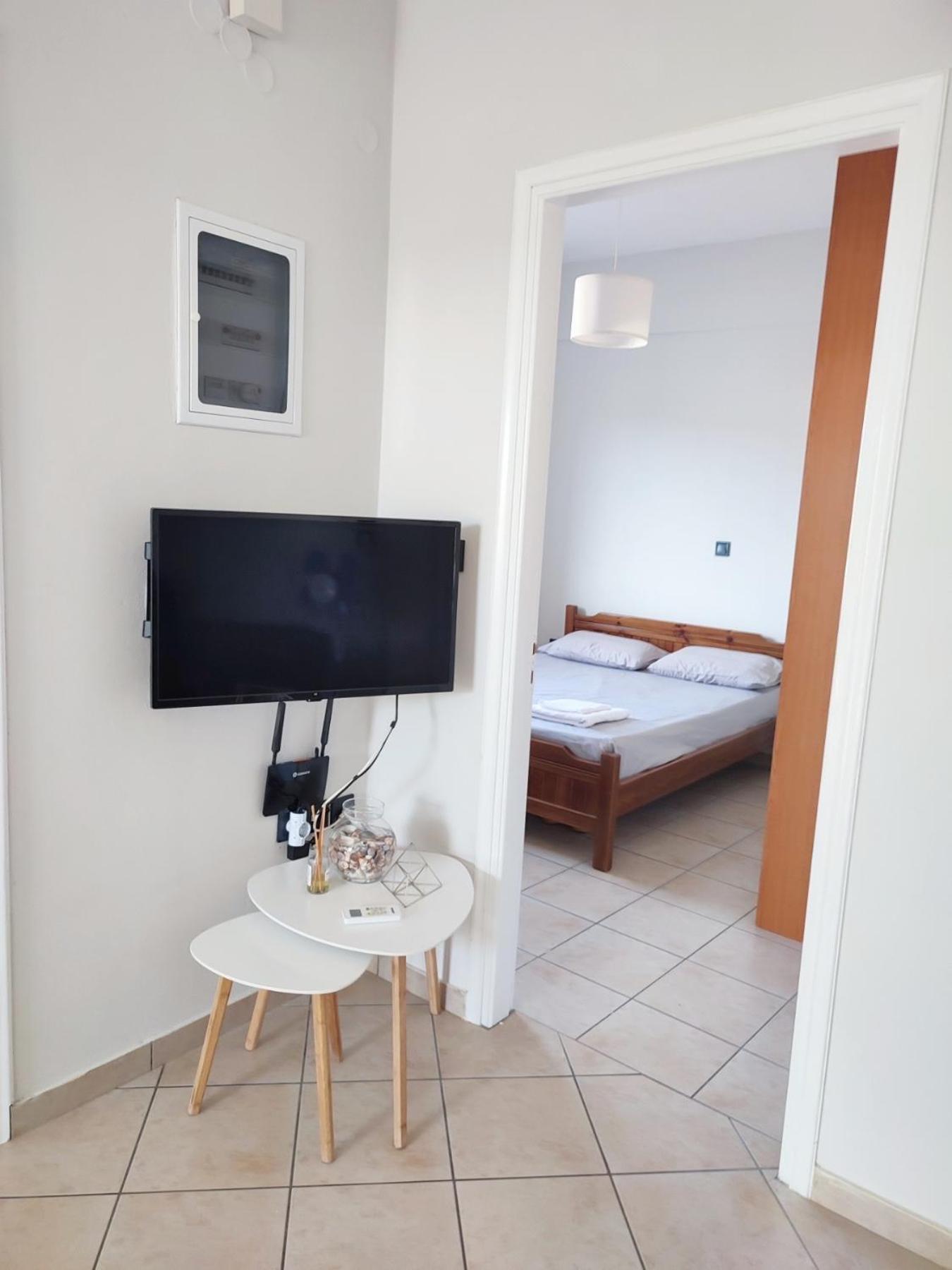 Peroulia Apartments Kompoi Luaran gambar