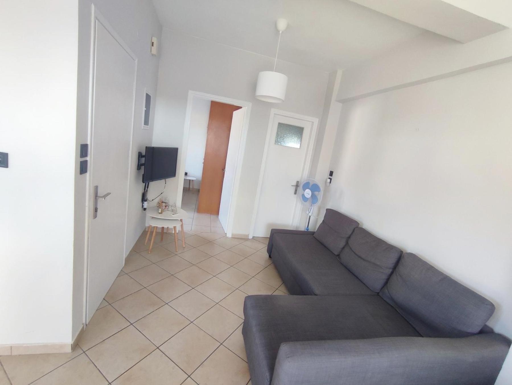 Peroulia Apartments Kompoi Luaran gambar